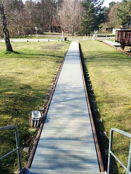 Feste Steganlage an Land